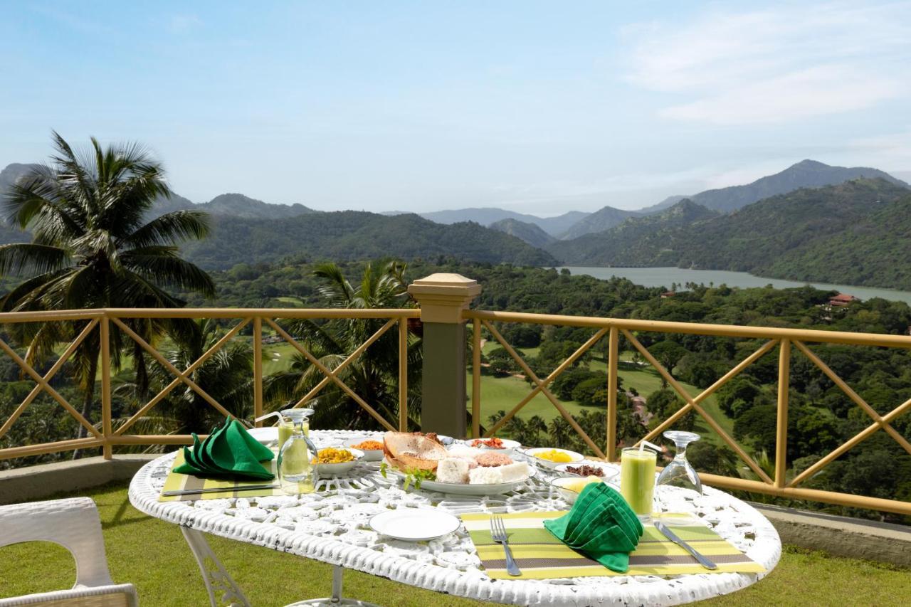 The Albatross, Kandy Digana Bagian luar foto