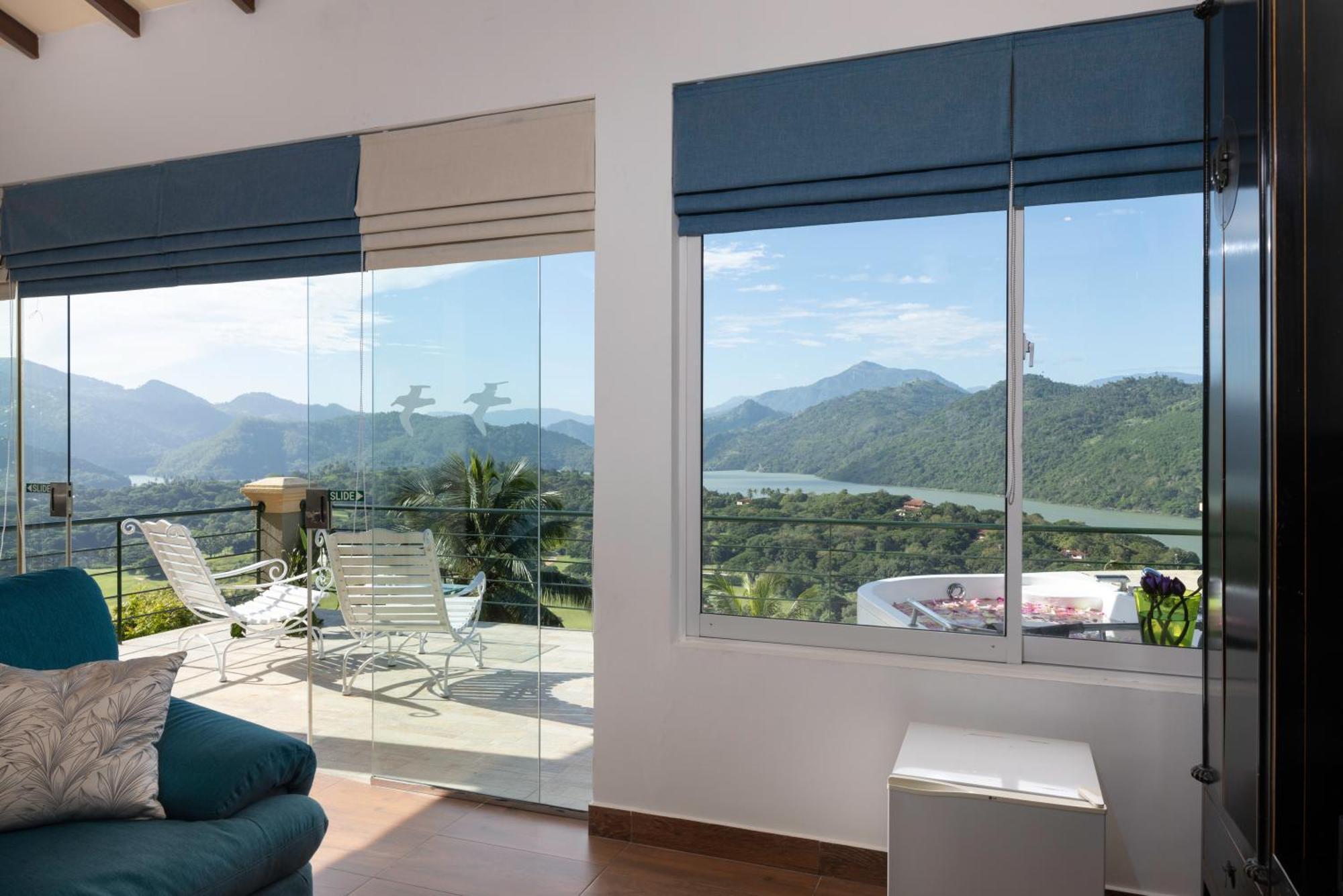 The Albatross, Kandy Digana Bagian luar foto